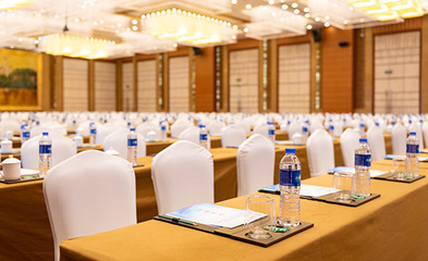 逍品商旅 專業(yè)廣告設(shè)計(jì)，塑造品牌高端形象